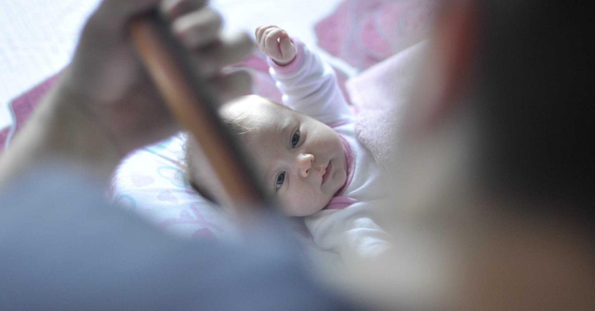 スペイン語の再帰動詞（verbos reflexivos）完全ガイド｜me te se nos os の使い方と日常会話例